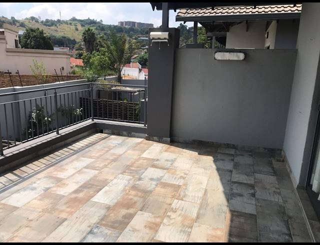 2 BEDROOM TOWNHOUSE FOR SALE IN GLENEAGLES